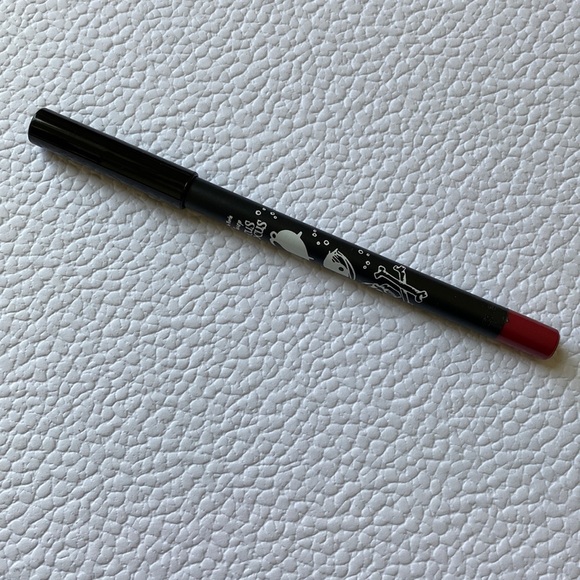 ❗️6/$25❗️Hocus Pocus x Colourpop Spinster Ladies Lip Pencil - Picture 1 of 8